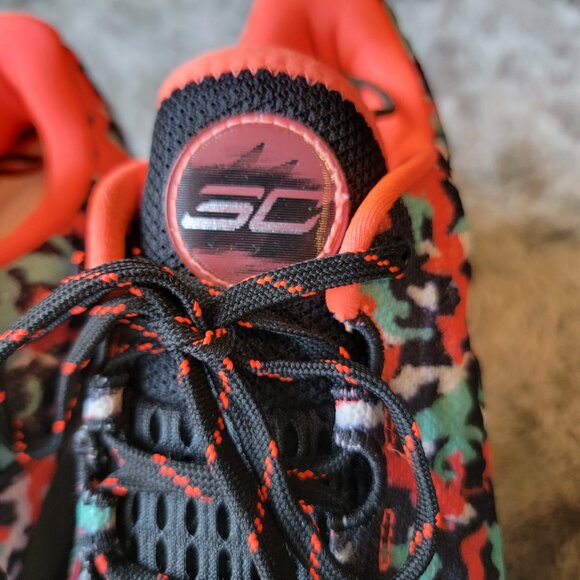 Under Armour Steph Curry W11 M9.5 1 Low FloTro Camp 3025632-001 - Picture 6 of 16